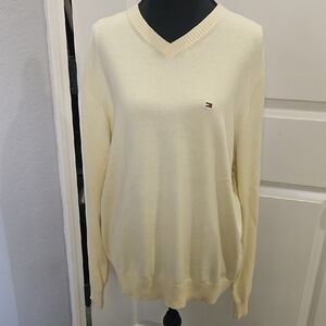Tommy Hilfiger Men's V-Neck Sweater in Cream
